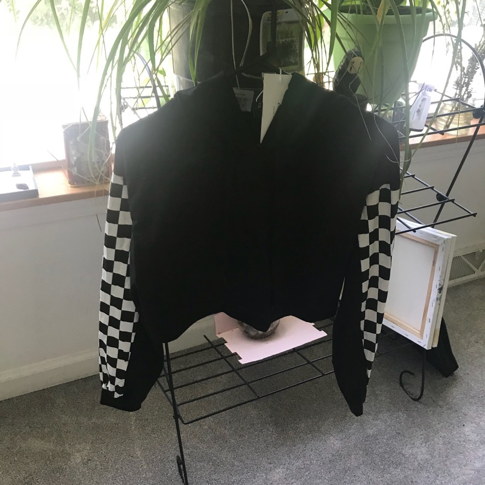 Checkered black cropped hoodie